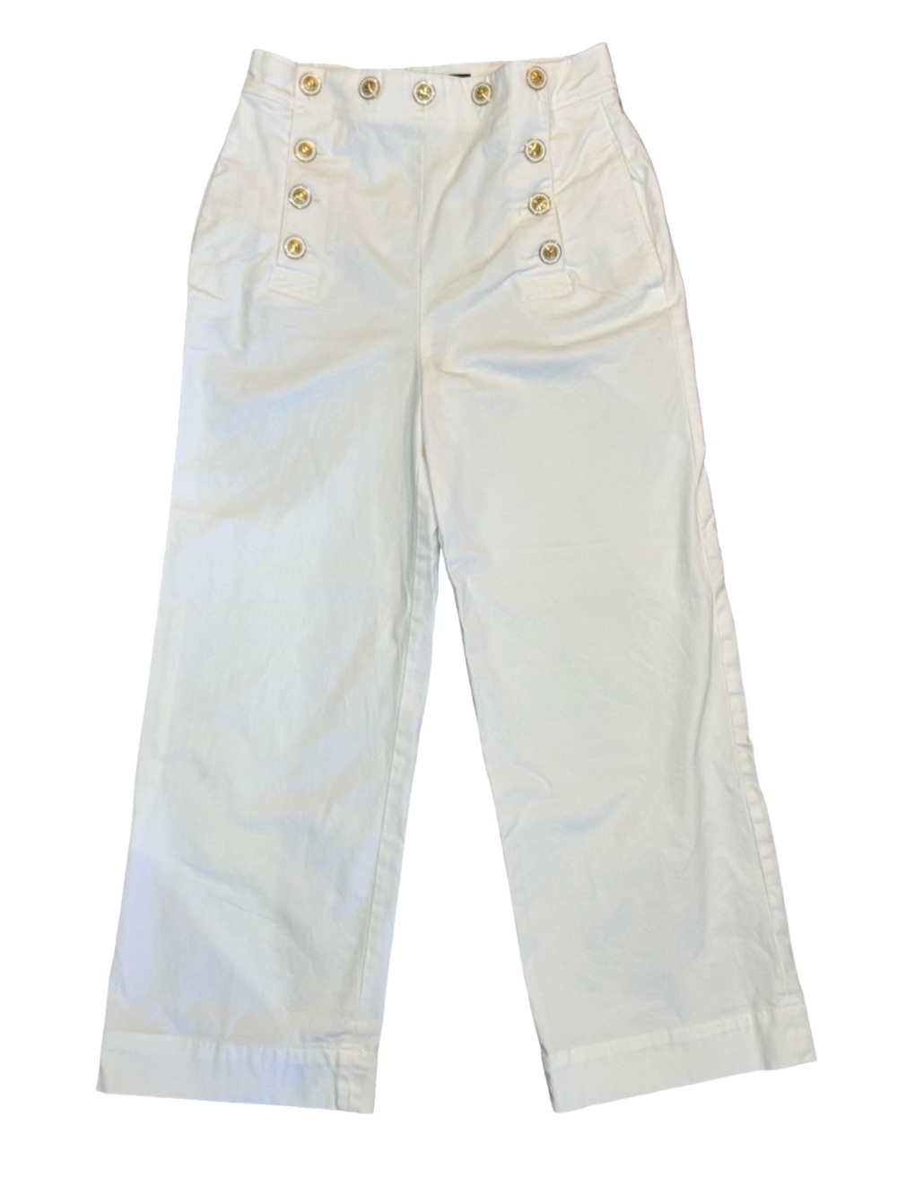▫️⚪️ Zara White High-Waist Capri Culottes with Gold Button Detail ⚪️▫️